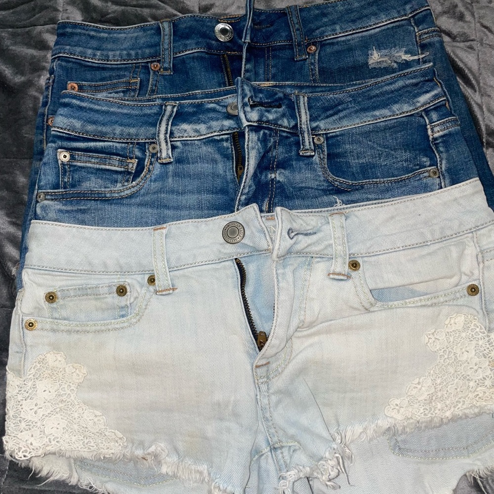 SET of 3 American Eagle sz 2, 4, and 6 Jean shorts